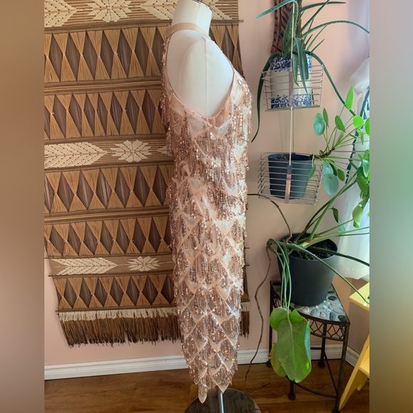 Gorgeous BNWT L’ATISTE Rose Gold Sequin Cocktail Dress - Picture 4 of 11